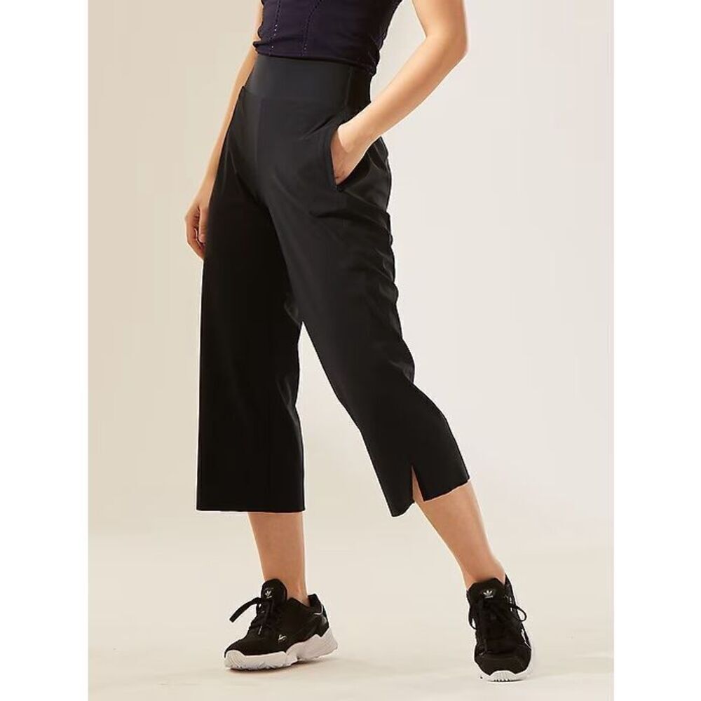 Athleta Black Cosmic Crop Pant